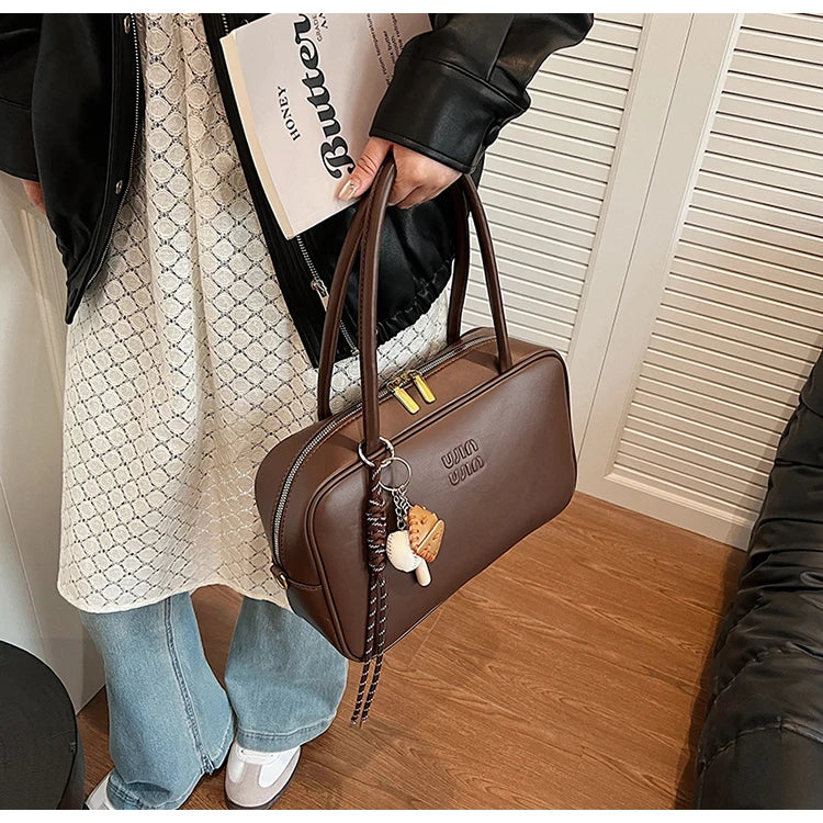 New 2025 Boston Bag For Women Large Bowling Bags Luxury Brand Design Armpit Bags Autumn/Winter Commuting Versatile Shoulder Bag