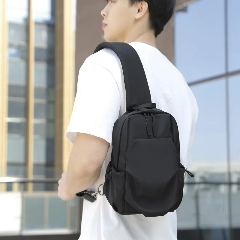 Men's Sports Chest Bag Waterproof Wear-resistant Multi-compartment Shoulder Crossbody Bag Outdoor Sports Travel Messenger Bag