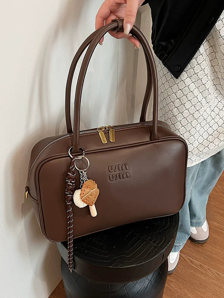 New 2025 Boston Bag For Women Large Bowling Bags Luxury Brand Design Armpit Bags Autumn/Winter Commuting Versatile Shoulder Bag
