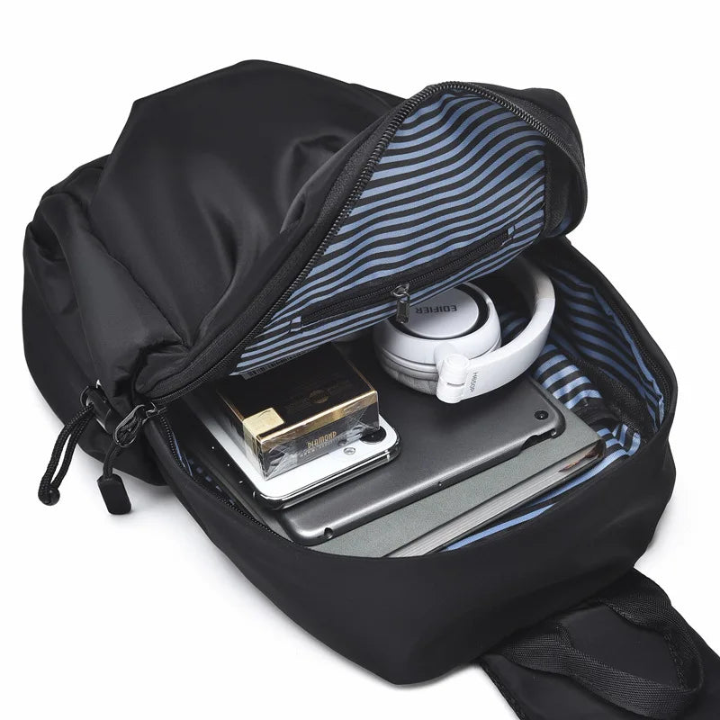 Men's Sports Chest Bag Waterproof Wear-resistant Multi-compartment Shoulder Crossbody Bag Outdoor Sports Travel Messenger Bag
