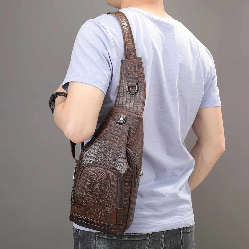 Vintage-style crossbody for men