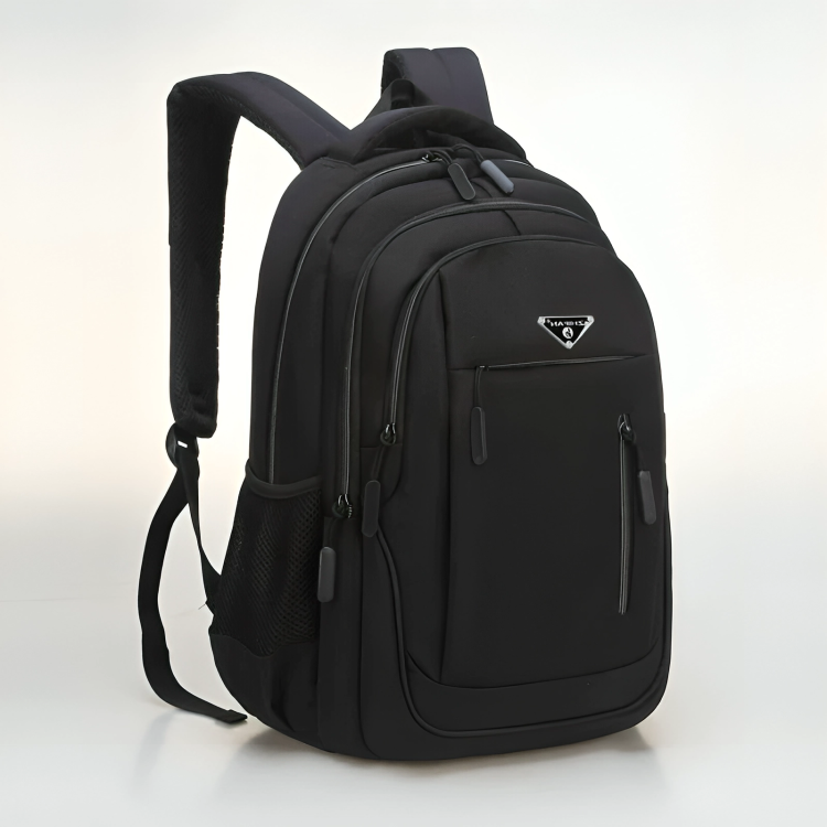  S-shape padded shoulder strap and breathable padding
