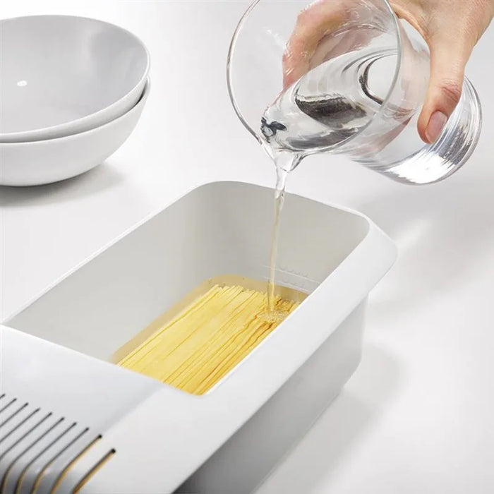 Microwave Pasta Cooker with Strainer – Eco-Friendly Kitchen Accessory