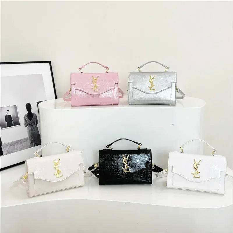 New Arrival 2025 Spring: Structured Textured Crossbody - Envelope Style, Detachable Chain, Women's Purse for Work & Events