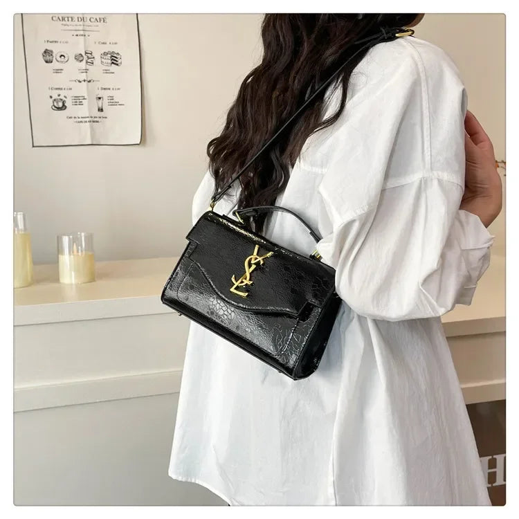 New Arrival 2025 Spring: Structured Textured Crossbody - Envelope Style, Detachable Chain, Women's Purse for Work & Events